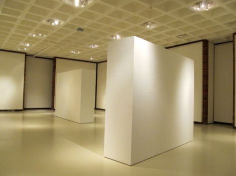 gallery view of empty Spurgeon Art Gallery